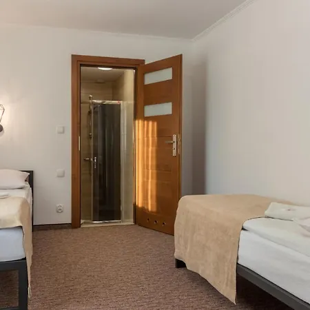 Beata Marek Pod Grapa *