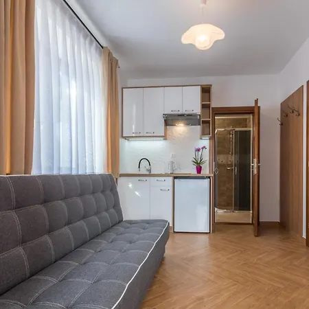 Beata Marek Pod Grapa * Białka Tatrzańska