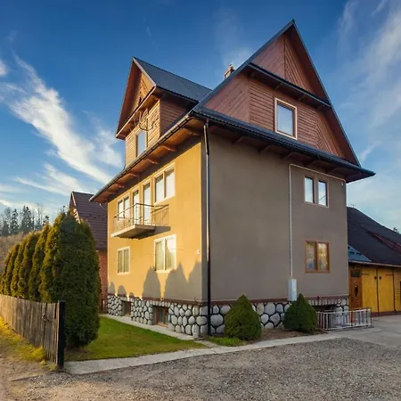 Beata Marek Pod Grapa